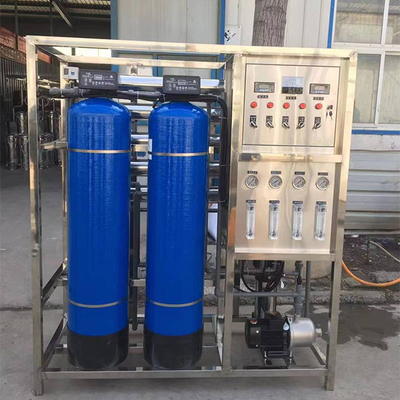 Effiziente 2-Tonnen Einstufige Umkehrosmose-Wasserbehandlungsanlage zur Wasserreinigung